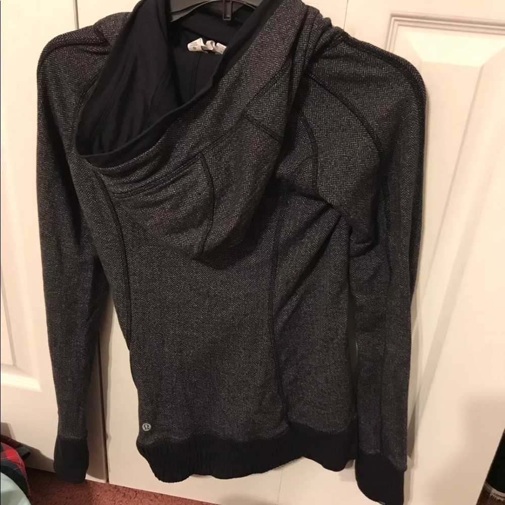 Lululemon Pullover - image 2